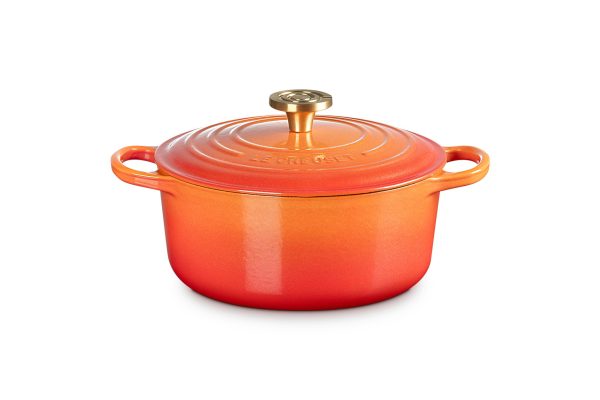 LE CREUSET Signature Round Dutch Oven 4.5qt Flamme Dorée w/ Crucible Knob - Image 8