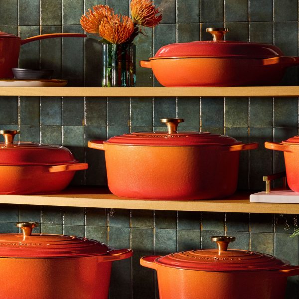 LE CREUSET Signature Round Dutch Oven 7.25qt Flamme Dorée w/ Crucible Knob - Image 8