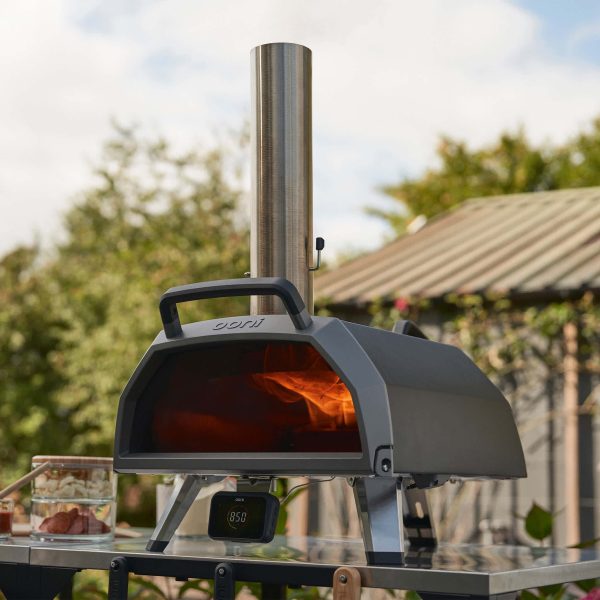 OONI Karu 2 PRO Multi-Fuel Pizza Oven
